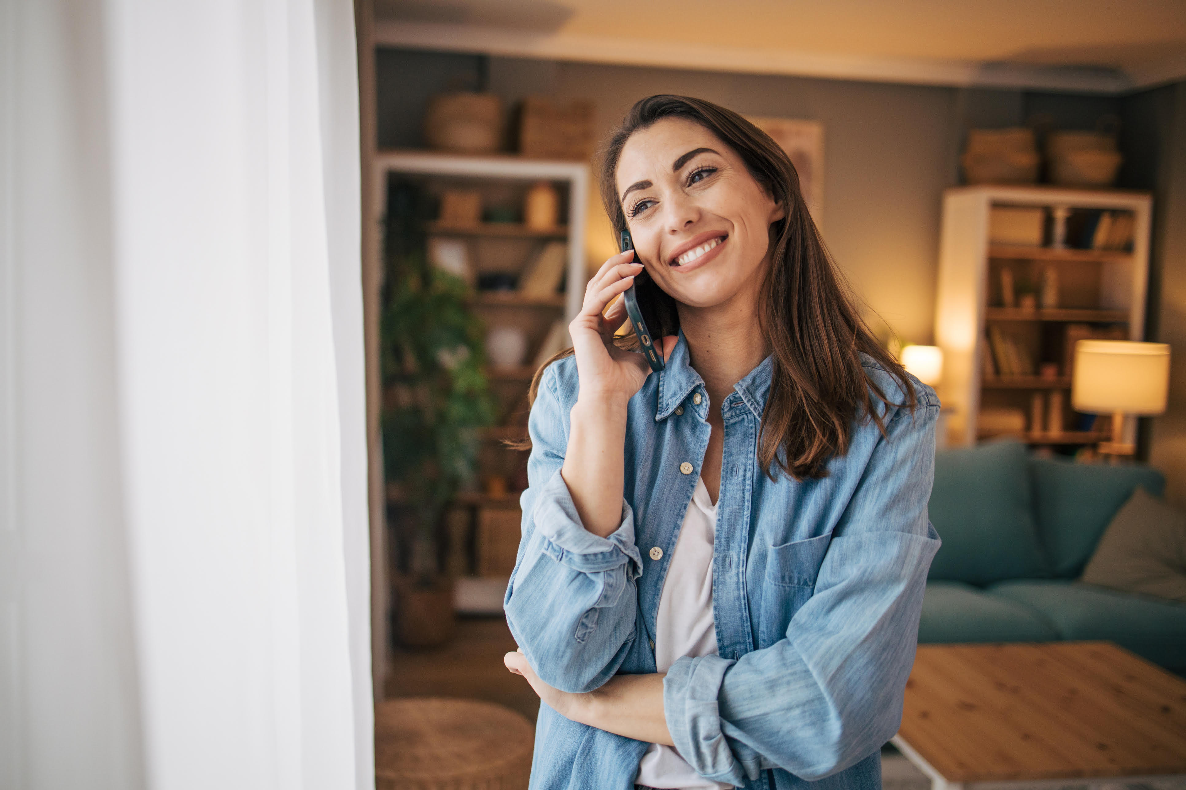A guest calling a restaurant